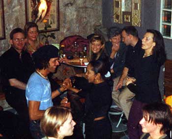 Salsa in Haris Bar ( 2000 by Winfried Herbst)